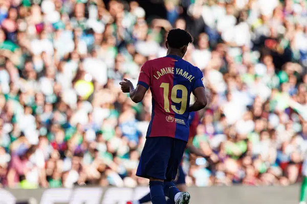 Lamine Yamal, Real Betis Balompie ve FC Barcelona takımları arasında Estadio Benito Villamarin (Maciej Rogowski)