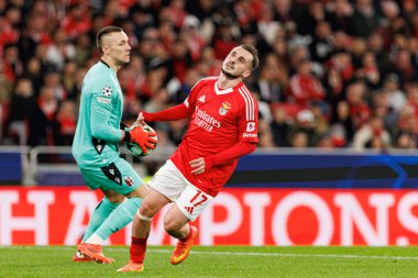 Lukasz Skorupski, Kerem Akturkoglu UEFA Şampiyonlar Ligi maçında SL Benfica ve Bologna FC 1909 takımları arasında görüldü (Maciej Rogowski)