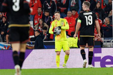 Anatoliy Trubin UEFA Şampiyonlar Ligi maçında SL Benfica ve Bologna FC 1909 (Maciej Rogowski)