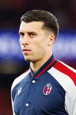 Nicolo Casale UEFA Şampiyonlar Ligi maçında SL Benfica ve Bologna FC 1909 takımları arasında görüldü (Maciej Rogowski)