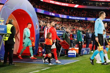 Nicolas Otamendi UEFA Şampiyonlar Ligi maçında SL Benfica ve Bologna FC 1909 (Maciej Rogowski)