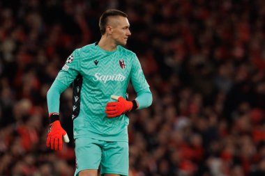 Lukasz Skorupski UEFA Şampiyonlar Ligi maçında SL Benfica ve Bologna FC 1909 (Maciej Rogowski)