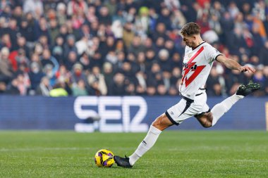 Estadio de Vallecas 'ta Rayo Vallecano ve Real Madrid FC takımları arasında oynanan LaLiga EA SPORTS maçı sırasında Florian Lejeune görüldü (Maciej Rogowski)