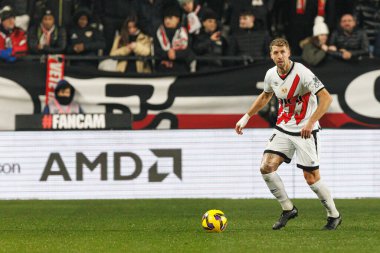 Estadio de Vallecas 'ta Rayo Vallecano ve Real Madrid FC takımları arasında oynanan LaLiga EA SPORTS maçı sırasında Florian Lejeune görüldü (Maciej Rogowski)