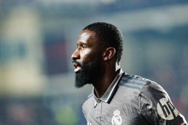 Antonio Rudiger, Estadio de Vallecas 'ta Rayo Vallecano ve Real Madrid FC takımları arasında oynanan LaLiga EA SPORTS maçı sırasında görüldü (Maciej Rogowski)