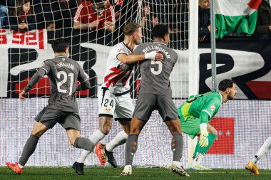 Florian Lejeune, Jude Bellingham, LaLiga EA SPORTS maçı sırasında Estadio de Vallecas 'ta Rayo Vallecano ve Real Madrid FC takımları arasında görüldü (Maciej Rogowski)