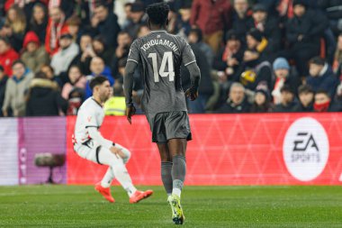 Aurelien Tchouameni, LaLiga EA SPORTS maçı sırasında Estadio de Vallecas 'ta Rayo Vallecano ve Real Madrid FC takımları arasında görüldü (Maciej Rogowski)