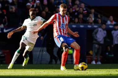 Coba da Costa, Alexander Sorloth LaLiga EA SPORTS maçı sırasında Estadio Civitas Metropolitano 'da Atletico de Madrid ve Getafe CF takımları arasında görüldü (Maciej Rogowski)