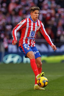 Giuliano Simeone, Atletico de Madrid ve Getafe CF takımları arasında oynanan LaLiga EA SPORTS maçı sırasında Estadio Civitas Metropolitano 'da görüldü (Maciej Rogowski)