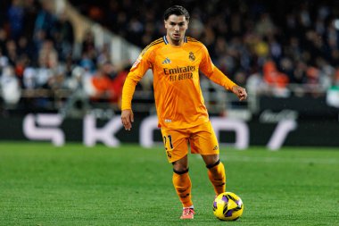 Mestalla Stadyumu 'ndaki Valencia CF ve Real Madrid FC takımları arasında oynanan LaLiga EA SPORTS maçı sırasında Brahim Diaz (Maciej Rogowski)