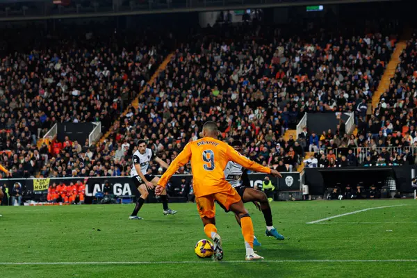 Mestalla Stadyumu 'ndaki Valencia CF ve Real Madrid FC takımları arasında oynanan LaLiga EA SPORTS maçı sırasında Kylian Mbappe (Maciej Rogowski)