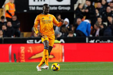 Mestalla Stadyumu 'ndaki Valencia CF ve Real Madrid FC takımları arasında oynanan LaLiga EA SPORTS maçı sırasında Ferland Mendy (Maciej Rogowski)