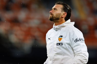 Mestalla Stadyumu 'ndaki Valencia CF ve Real Madrid FC takımları arasında oynanan LaLiga EA SPORTS maçı sırasında Dimitrievski' yi çaldı (Maciej Rogowski)