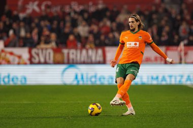 Yarek Gasiorowski, LaLiga EA SPORTS maçı sırasında Sevilla FC ve Valencia CF takımları arasında Estadio Ramon Sanchez Pizjuan (Maciej Rogowski)