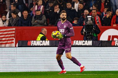 Giorgi Mamardashvili, LaLiga EA SPORTS maçı sırasında Sevilla FC ve Valencia CF takımları arasında Estadio Ramon Sanchez Pizjuan (Maciej Rogowski)