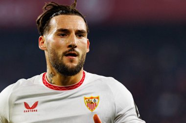 Nemanja Gudelj, LaLiga EA SPORTS maçı sırasında Sevilla FC ve Valencia CF takımları arasında Estadio Ramon Sanchez Pizjuan (Maciej Rogowski)