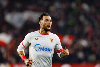 Nemanja Gudelj, LaLiga EA SPORTS maçı sırasında Sevilla FC ve Valencia CF takımları arasında Estadio Ramon Sanchez Pizjuan (Maciej Rogowski)