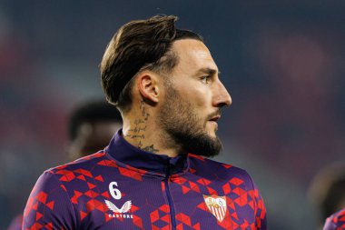 Nemanja Gudelj, LaLiga EA SPORTS maçı sırasında Sevilla FC ve Valencia CF takımları arasında Estadio Ramon Sanchez Pizjuan (Maciej Rogowski)