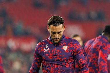 Nemanja Gudelj, LaLiga EA SPORTS maçı sırasında Sevilla FC ve Valencia CF takımları arasında Estadio Ramon Sanchez Pizjuan (Maciej Rogowski)