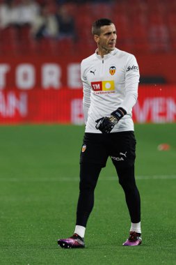 LaLiga EA SPORTS maçı sırasında Estadio Ramon Sanchez Pizjuan 'da Sevilla FC ve Valencia CF takımları arasında Jaume Domenech görüldü (Maciej Rogowski)