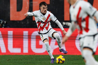 Josep Chevarria, Estadio de Vallecas 'ta Rayo Vallecano ve RC Celta de Vigo (Maciej Rogowski) takımları arasında LaLiga EA SPORTS maçı sırasında görüldü.)