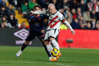 Fran Cervi, Isi Palazon LaLiga EA SPORTS maçı sırasında Estadio de Vallecas 'ta Rayo Vallecano ve RC Celta de Vigo takımları arasında görüldü (Maciej Rogowski)