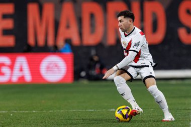 Adrian Embarba, Estadio de Vallecas 'ta Rayo Vallecano ve RC Celta de Vigo (Maciej Rogowski) takımları arasında oynanan LaLiga EA SPORTS maçı sırasında görüldü.)