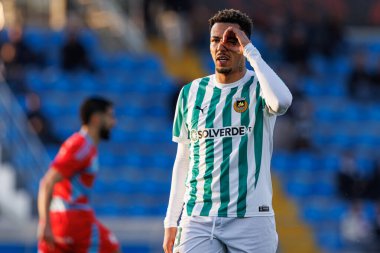 Clayton, Estadio Municipal Rio Maior 'daki Casa Pia AC ve Rio Ave FC takımları arasında oynanan Taca De Portugal maçında attığı golü kutlarken görülüyor.)