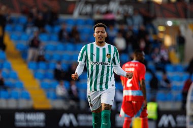 Clayton, Estadio Municipal Rio Maior 'daki Casa Pia AC ve Rio Ave FC takımları arasında oynanan Taca De Portugal maçında attığı golü kutlarken görülüyor.)
