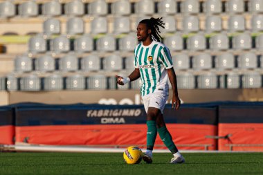 Omar Richards, Estadio Belediyesi Rio Maior 'daki Casa Pia AC ve Rio Ave FC takımları arasında oynanan Taca De Portugal maçında görüldü (Maciej Rogowski)