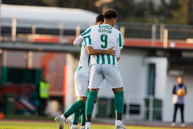 Rio Bulvarı oyuncuları, Estadio Belediyesi Rio Maior 'daki Casa Pia AC ve Rio Ave FC takımları arasında oynanan Taca De Portugal maçında Goa' nın gol atmasını kutlarken görüldü (Maciej Rogowski)