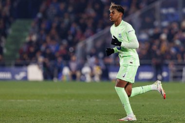 Laimne Yamal, Estadio Kolezyumu 'ndaki Getafe CF ve FC Barcelona takımları arasında oynanan LaLiga EA SPORTS maçı sırasında görüldü (Maciej Rogowski)