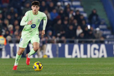 Pau Cubarsi, Estadio Coliseum 'daki Getafe CF ve FC Barcelona takımları arasında LaLiga EA SPORTS maçı sırasında görüldü (Maciej Rogowski)