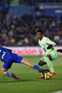 Alejandro Balde, Estadio Kolezyumu 'ndaki Getafe CF ve FC Barcelona takımları arasında oynanan LaLiga EA SPORTS maçı sırasında görüldü (Maciej Rogowski)