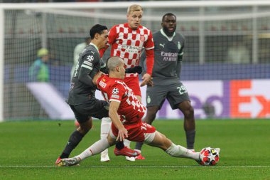 Tijjani Reijnders ve Oriol Romeu UEFA Şampiyonlar Ligi maçında AC Milan ve Girona FC (Maciej Rogowski)