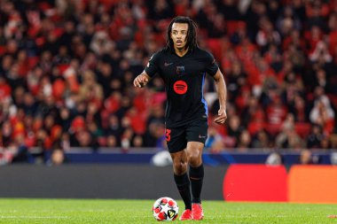 Jules Kounde UEFA Şampiyonlar Ligi maçında SL Benfica ve FC Barcelona (Maciej Rogowski) takımları arasında görüldü.)