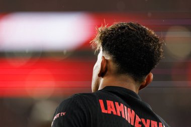 Lamine Yamal UEFA Şampiyonlar Ligi maçında SL Benfica ve FC Barcelona (Maciej Rogowski) takımları arasında görüldü.)