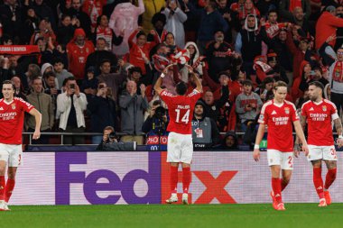Vangelis Pavlidis, SL Benfica ve FC Barcelona (Maciej Rogowski) takımları arasındaki UEFA Şampiyonlar Ligi maçında gol attıktan sonra kutlama yaparken görüldü.)