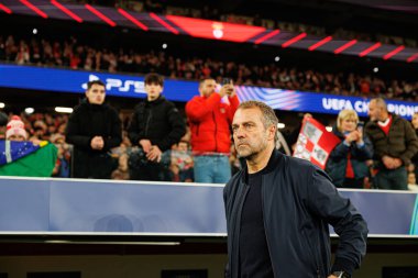 Hansi Flick UEFA Şampiyonlar Ligi maçında SL Benfica ve FC Barcelona (Maciej Rogowski) takımları arasında görüldü.)