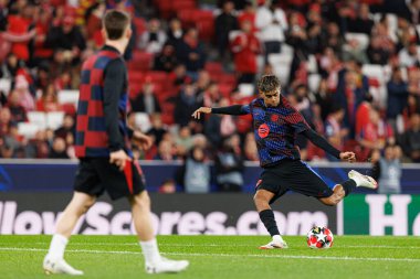 Lamine Yamal UEFA Şampiyonlar Ligi maçında SL Benfica ve FC Barcelona (Maciej Rogowski) takımları arasında görüldü.)