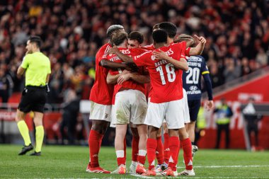 SL Benfica oyuncuları Liga Portekiz maçında SL Benfica ve FC Famalicao (Maciej Rogowski)