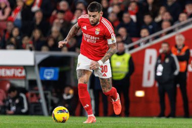 Nicolas Otamendi Liga Portekiz maçı sırasında SL Benfica ve FC Famalicao (Maciej Rogowski) takımları arasında görüldü.)