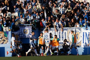 Matija Nastasiç, Estadio Municipal de Butarque 'daki Atletico de Madrid ve CD Leganes takımları arasında oynanan LaLiga EA SPORTS maçında gol attıktan sonra kutlama yaparken görüldü (Maciej Rogowski))
