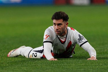 Adrian Embarba, LaLiga EA SPORTS maçı sırasında Osasuna ve Rayo Vallecano takımları arasında El Sadar 'da görüldü (Maciej Rogowski)