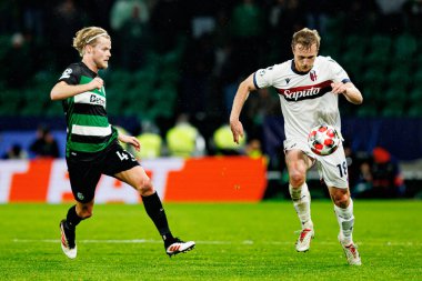 Morten Hjulmand ve Tommaso Pobega, UEFA Şampiyonlar Ligi maçında Sporting CP ve Bologna FC (Maciej Rogowski)