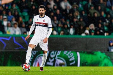 Martin Erliç UEFA Şampiyonlar Ligi maçında Sporting CP ve Bologna FC takımları arasında görüldü (Maciej Rogowski)