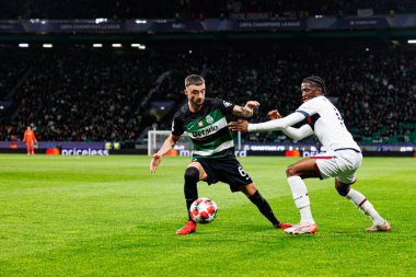 Zeno Debast ve Samuel Iling Junior UEFA Şampiyonlar Ligi maçında Sporting CP ve Bologna FC (Maciej Rogowski)