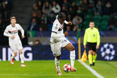 Samuel Iling Junior UEFA Şampiyonlar Ligi maçında Sporting CP ve Bologna FC takımları arasında görüldü (Maciej Rogowski)
