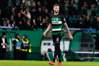 Zeno Debast, Sporting CP ve Bologna FC (Maciej Rogowski) takımları arasında oynanan UEFA Şampiyonlar Ligi maçında görüldü)