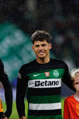 Maximiliano Araujo UEFA Şampiyonlar Ligi maçında Sporting CP ve Bologna FC takımları arasında görüldü (Maciej Rogowski)